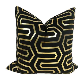 Geometrik desenler altın folyo baskı atmak yastık kapakları Modern dekoratif yumuşak minder kapakları özelleştirilebilir