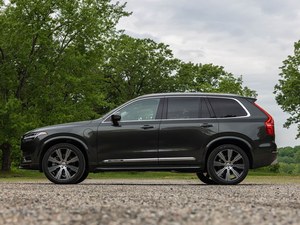 Volvo <span class=keywords><strong>XC90</strong></span> SUV de luxe de taille moyenne |   Sûr et spacieux, 7 places pour les voyageurs familiaux du monde entier - Product Image 6
