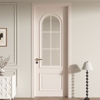 Porte composite en bois massif de style français moderne pour l'intérieur de la maison, peinte en blanc avec insert en verre pour villas
