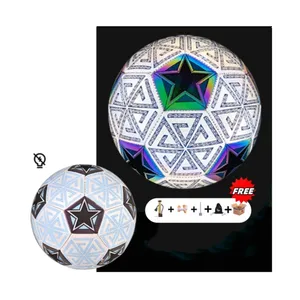Ballons de football en cuir de bonne qualité taille 5 Ballon de football réfléchissant holographique Ballon de football lumineux avec logo personnalisé