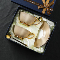 Tasses et Assiettes à Café en Céramique de Style Européen, Ensemble Luxueux de Tasses et Soucoupes pour le Thé Anglais de l'Après-midi, Accompagné de Souvenirs et de Cadeaux