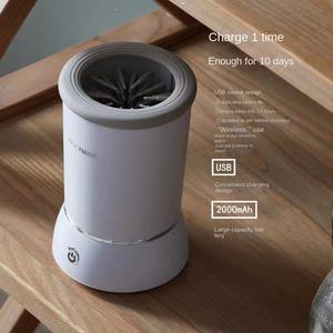 Vente en gros transfrontalière : Tasse de nettoyage pour chiens et pattes, équipement automatique rechargeable pour le lavage des pattes d'animaux, pour usage en salle de bain - Product Image 2