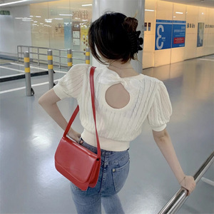 Pull en laine blanc à manches courtes pour femme, coupe ajustée, design amincissant, style niche, haut court ajouré pour l'été - Product Image 3