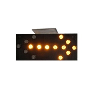 Panneaux de signalisation routière solaires à LED en aluminium et plastique, lumière d'avertissement visuelle pour la sécurité routière - Product Image 1