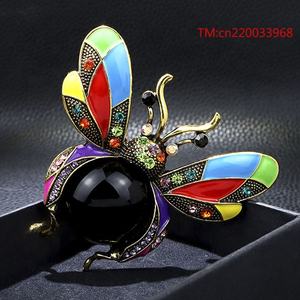 Nouvelle gelée ventre papillon insecte abeille broche femmes mode Simple exagéré strass cigale manteau broche vêtements boucle - Product Image 3