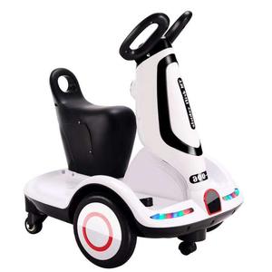 Voiture d'équilibre électrique pour enfants avec télécommande, 6-8 ans, double propulsion, rotation à 360 degrés, design éducatif précoce - Product Image 2