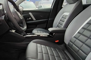 Coche usado asequible 2025 CitroenS <span class=keywords><strong>C4</strong></span> Max eDCT6 1,2 mHEV SUV listo para usar, sin accidentes listo para enviar a todo el mundo - Product Image 2