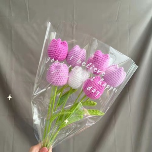 ช่อดอกไม้โครเชต์หลากสีสัน ของขวัญรับปริญญา ดอกทิวลิปโครเชต์ทำมือ - Product Image 5