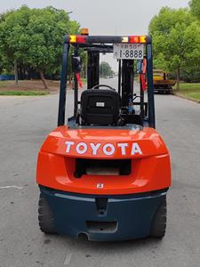 Used for Forklift 5T 1.52m Fork Length Japan Engine Three Stage Mast Low Consumption High Efficiency Warehouse <b>Material</b> - Product Image 2