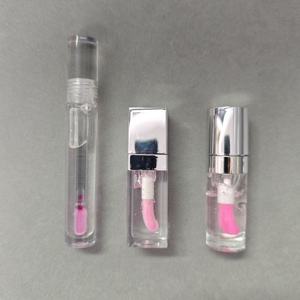 Nuevo Brillo Labial Extremo Hidratante, Sabor Fresa, Color Cambiante a Rosa, con Etiqueta Privada - Product Image 6