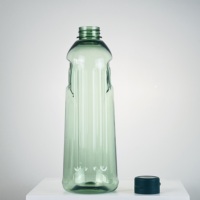 Usine chinoise 500ml 16oz Bouteille en plastique Design plat résistant aux chutes pour le lavage du corps et la lotion capillaire