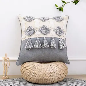 Housse de coussin rectangulaire à la mode, avec pompon décoratif