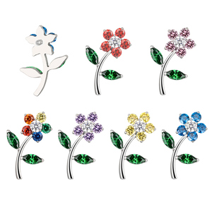 Le plus récent anneaux de nez en titane 16g hautement polis filetés à l'intérieur du haut floral Zircon ASTM Fashion Piercing pour le corps des enfants - Product Image 1