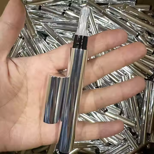 Labbra vegana pumper Logo personalizzato tubo morbido sapore di frutta brillante pigmentato per il trucco idratante altre labbra prodotti per il trucco - Product Image 3