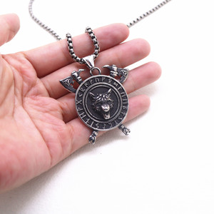 Yunnique – pendentif tête de loup en acier titane, collier unisexe, style européen et américain, bijoux rétro en forme d'animal - Product Image 4