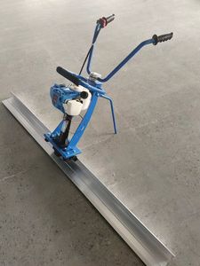 Regla de nivelación de hormigón ligera de pavimentación manual Máquina de reglas vibratorias prácticas - Product Image 3