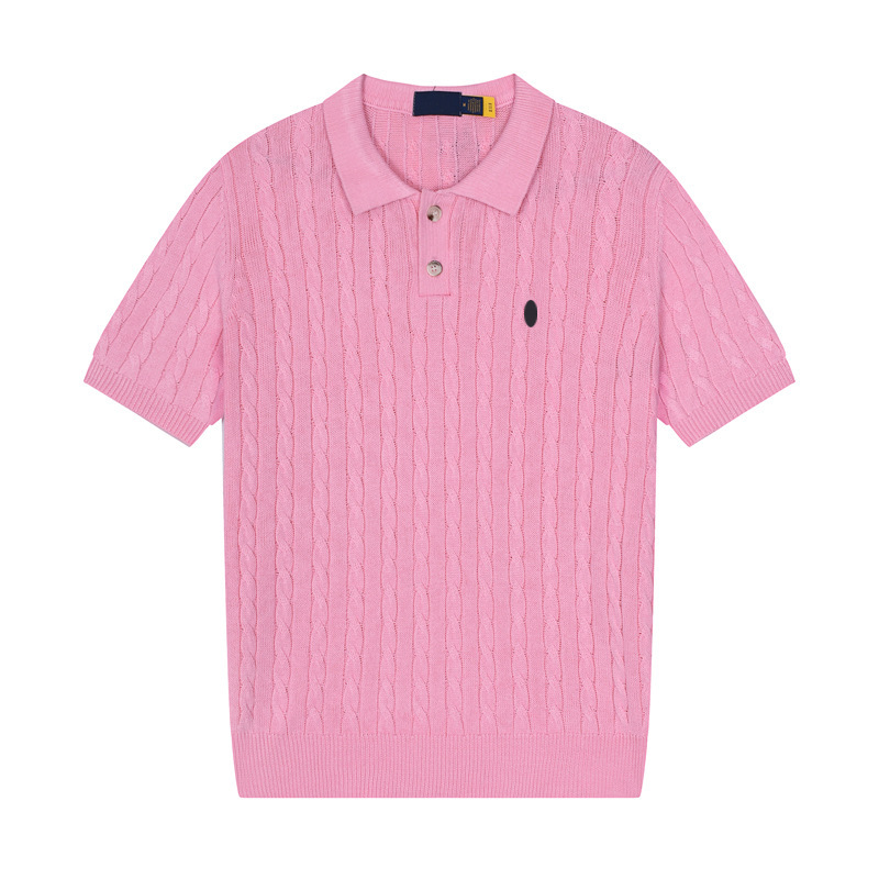 rose rouge avec poney bleu royal