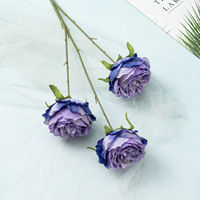 Bunga Manta Rose Tiga Kepala Elegan dari Sutra Buatan, Tahan Pudar, untuk Dekorasi Pernikahan, Festival, Rumah, Kamar Tidur, dan Jendela