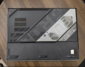 Portátil para Juegos SCAR 18 Original de Asus, I9 14900HX RX4080 32+1TB, Portátil de Juegos Usado - Product Image 3