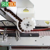 Étiqueteuse automatique RICIO à grande vitesse pour tubes en plastique, ampoules et plateaux – Étiquetage horizontal de l'étiquettes autocollantes