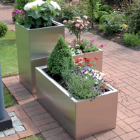 Fabricants de jardinières métalliques sur mesure, jardinières suspendues décoratives en acier inoxydable, acier patinable et aluminium, pots de jardin