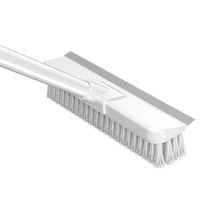 Brosse de nettoyage 2-en-1 à long manche avec raclette en caoutchouc et poils rigides pour carrelage, joints, salle de bain et cuisine