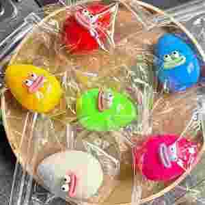 ของเล่นบีบลดความเครียดรูปไข่ยักษ์นุ่มนิ่มสีสันสดใส ทำจาก TPR เหมาะสำหรับเด็กและผู้ใหญ่ ขายส่ง - Product Image 1