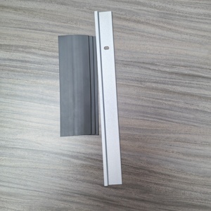 Joint <span class=keywords><strong>de</strong></span> <span class=keywords><strong>porte</strong></span> en alliage <span class=keywords><strong>aluminium</strong></span>-zinc avec <span class=keywords><strong>bas</strong></span> <span class=keywords><strong>de</strong></span> <span class=keywords><strong>porte</strong></span> en caoutchouc vinyle, design moderne et durable pour cuisine et salon - Product Image 3