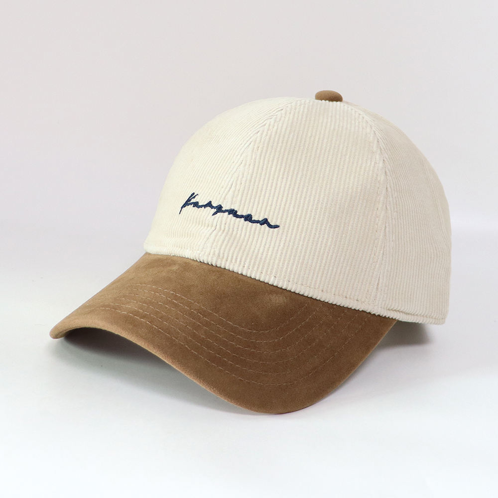 สีเบจ + สีน้ำตาลอ่อน