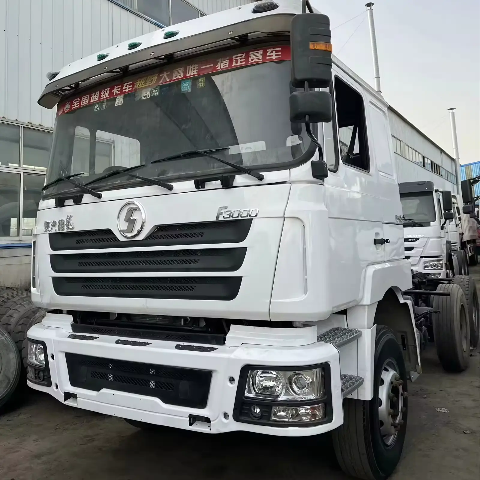 SINOTRUK HOWO White 6x4 tractor truck for dangote in nigeria