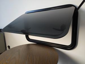 MEIDI Camping-car moderne avec construction en aluminium et ABS Fenêtre arrondie certifiée E-Mark - Product Image 3