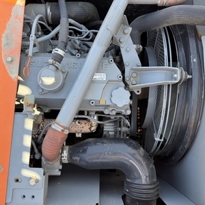 Transporte Gratuito de Maquinaria de Construcción a Gran Escala de Alta Calidad, 85% Nueva, Incluye una Excavadora Hitachi ZX210LC de 21 Toneladas - Product Image 4