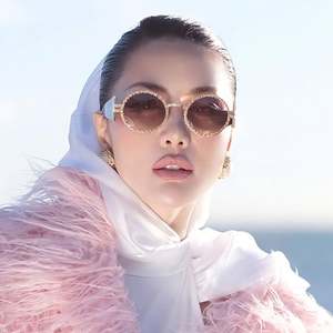 Lunettes de soleil ovales punk en métal pour femme, personnalisables avec logo, collection 2025, protection UV400, branches larges, monture ronde - Product Image 4