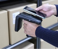 Lector Portátil Resistente Chainway R7 con Bluetooth 5.0, Lector UHF RFID con Escáner de Código de Barras 2D CM710-1 30~33dBm para Almacén, en Stock