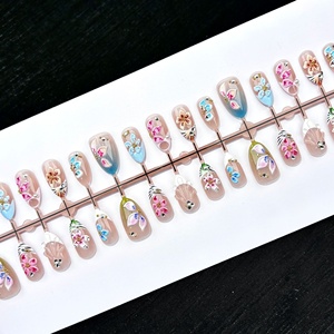 <span class=keywords><strong>Uñas</strong></span> postizas francesas 3D con diseño floral, ultracortas, en forma de almendra, estilo resort, superventas transfronterizo, arte de <span class=keywords><strong>uñas</strong></span> atrevido - Product Image 2