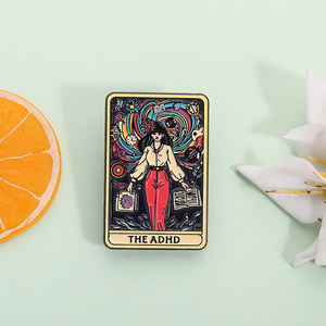 Эмалированная брошь на лацкане - Product Image 2