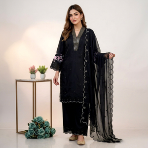 Salwar Kameez traditionnel noir pour femmes avec broderie, coupe ample, longueur au sol, style Inde Pakistan, tenue de mariage - Product Image 1