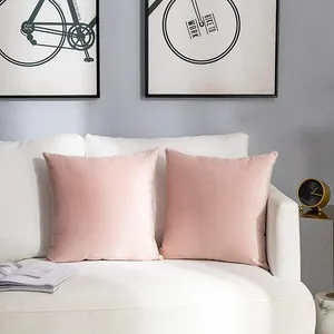 اثنين من لهجة الوردي المخملية لينة الصلبة الزخرفية مربع رمي وسادة تغطي مجموعة أريكة وسادة