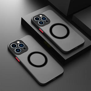 Étui de protection magnétique en silicone givré Hengxin pour chargement sans fil, compatible avec les modèles <span class=keywords><strong>11</strong></span>-17 <span class=keywords><strong>Pro</strong></span> <span class=keywords><strong>Max</strong></span> Ultra, finition mate translucide - Product Image 1