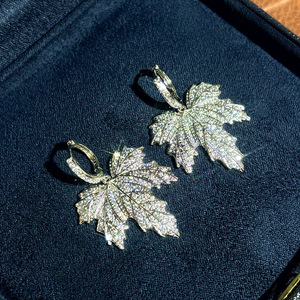 Orecchini a Forma di Foglia d'Acero per Donne, Eleganti Accessori Moda per Uso Quotidiano e Feste - Product Image 2
