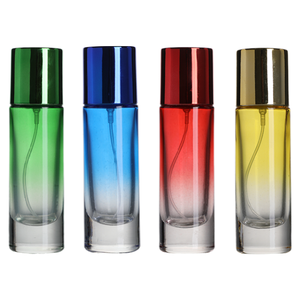 <span class=keywords><strong>Precio</strong></span> barato 30ml 50ml 100mL Cilíndrico Diseñador Perfume Botella de vidrio Ambientador Aerosol Impresión personalizada Tapa de color rojo verde - Product Image 6