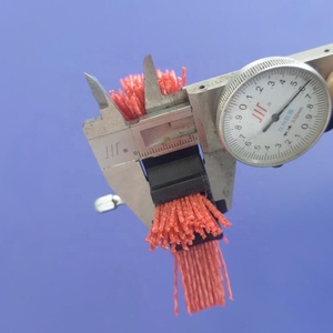 <span class=keywords><strong>Brosse</strong></span> à lamelles en <span class=keywords><strong>nylon</strong></span> rouge 100 mm, qualité industrielle, fonction de polissage avec <span class=keywords><strong>perceuse</strong></span> électrique, personnalisable OEM, poils abrasifs - Product Image 6