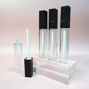 2024 Tubos de brillo de labios de cepillo grande cuadrado vacío 5ml Abs Material Embalaje Tubo de brillo de labios con cepillo para cosméticos - Product Image 1