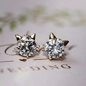 Orecchini a Perno con Gattino in Stile Giapponese e Coreano, Gioielli Trendy per Donne - Product Image 5
