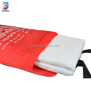 <span class=keywords><strong>Couverture</strong></span> anti-feu OEM Rescue résistante à la chaleur jusqu'à 550°C, 1,2 m x 1,8 m, épaisseur 0,43 mm, 0,45 mm, 0,8 mm, grande taille personnalisée - Product Image 3