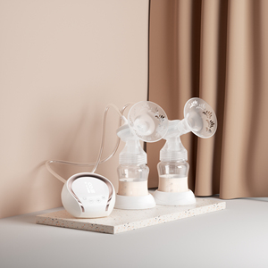 Bomba de leche eléctrica portátil Solución manos libres eficiente para mamás lactantes en movimiento - Product Image 4