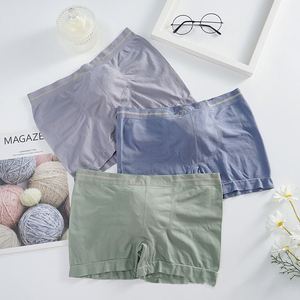 Fashion Men's Printed Panty Breathable Underpants Seamless Mid Rise Briefs Good Underwear - Product Image 2