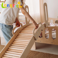 Structure d'escalade en bois écologique de grande taille pour enfants et tout-petits, idéale pour l'intérieur et inspirée de la pédagogie Montessori