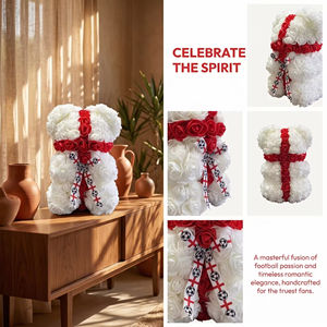 Oso de Rosas Inglesas de Lujo, Hecho a Mano, con Lazo de Fútbol, en Caja de Regalo Premium para Cumpleaños - Product Image 4