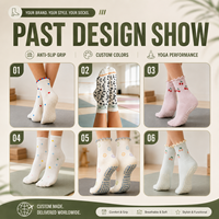 Chaussettes de Pilates Premium pour Femmes, Chaussettes de Yoga Antidérapantes avec Sangles et Semelle Entièrement Adhérente, Évacuation de l'Humidité, Logo Personnalisé, Échantillon Gratuit pour Barre